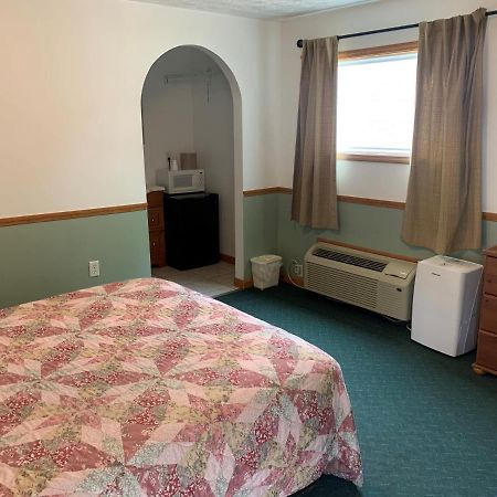 Haven Inn Glen Dale 외부 사진
