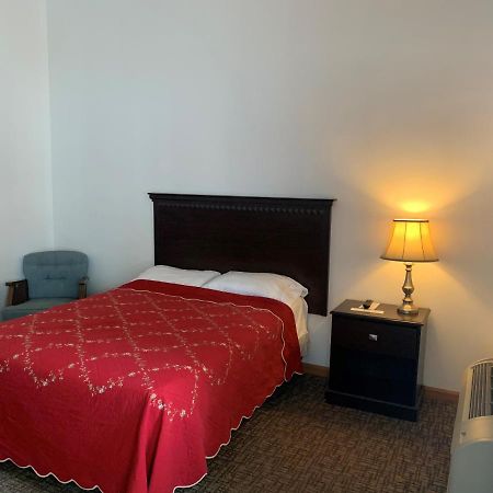 Haven Inn Glen Dale 외부 사진