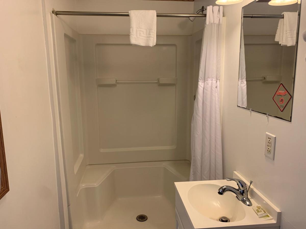 Haven Inn Glen Dale 외부 사진